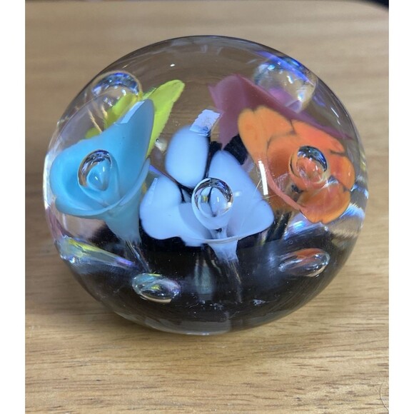 St Clair Glass Maude & Bob Paperweight Controlled Bubble Trumpet Flowers 1973 - Picture 1 of 9